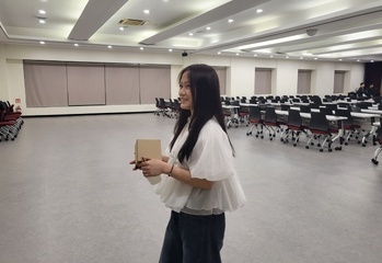 [한국어과정]2025 봄학기 종강 및 기념품 전달